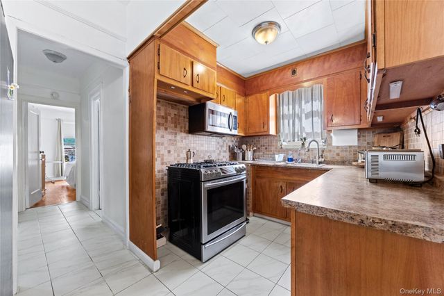 2436 Buck Street, Bronx, NY 10461