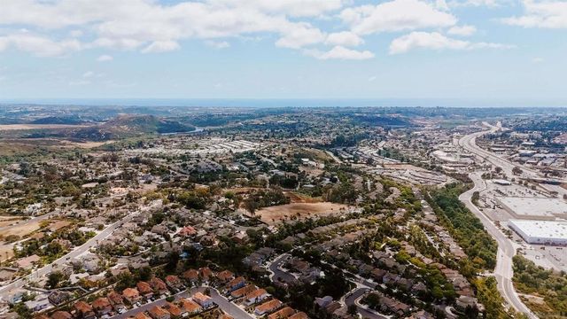 645 Paseo Rio, Vista, CA 92081