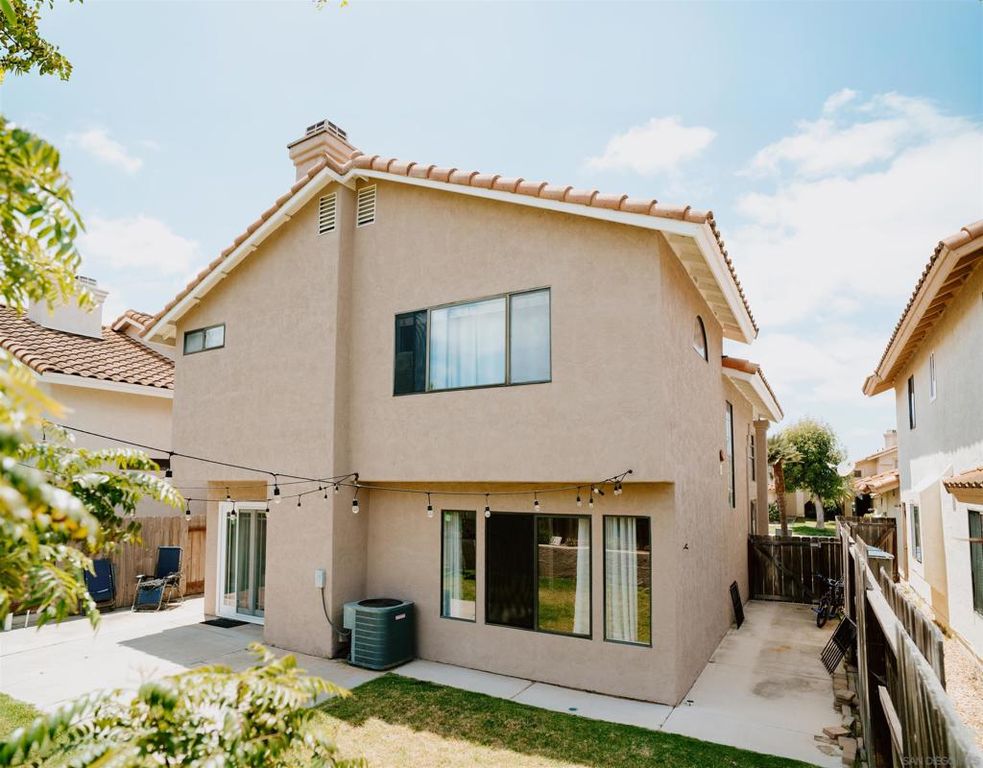 Image 31 of property listing at 645 Paseo Rio, Vista, CA 92081