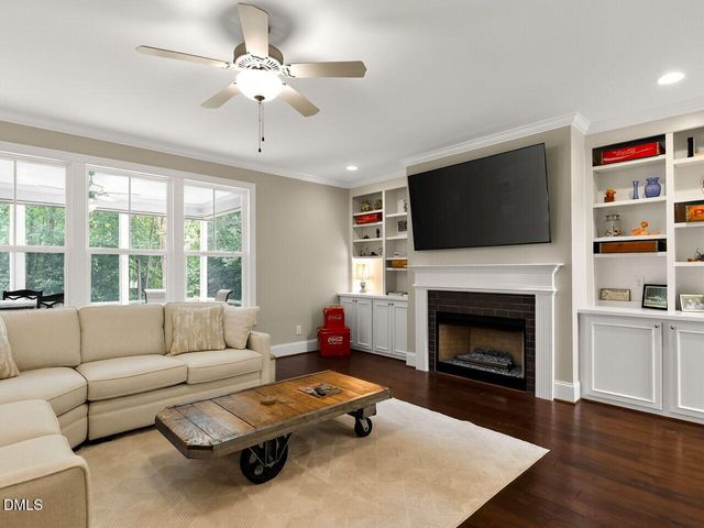 38 Mosswood Court, Clayton, NC 27527