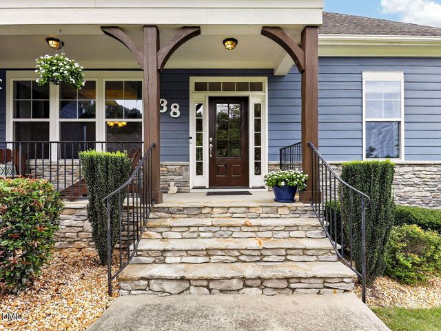 38 Mosswood Court, Clayton, NC 27527