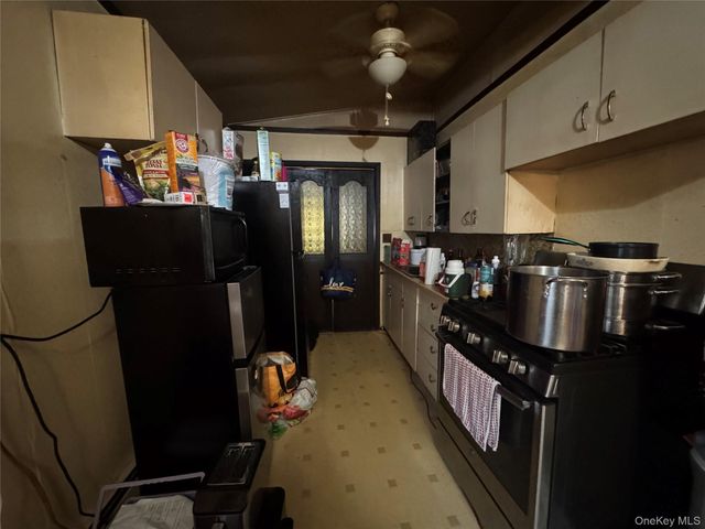 12 Park Circle, Mount Marion, NY 12456