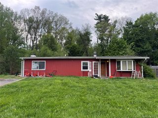 12 Park Circle, Mount Marion, NY 12456