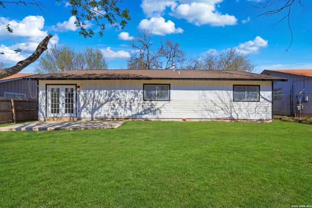 6118 Hopes Ferry, San Antonio, TX 78233