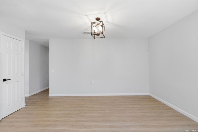 6118 Hopes Ferry, San Antonio, TX 78233