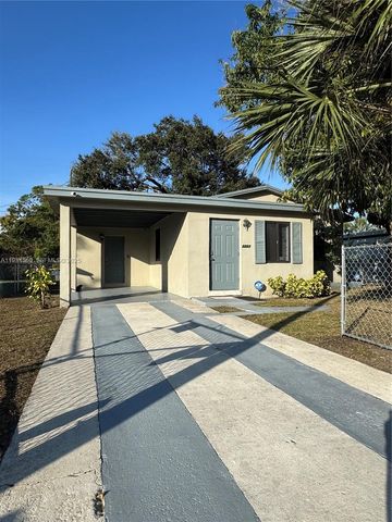 2227 NW 9th Ct, Fort Lauderdale, FL 33311