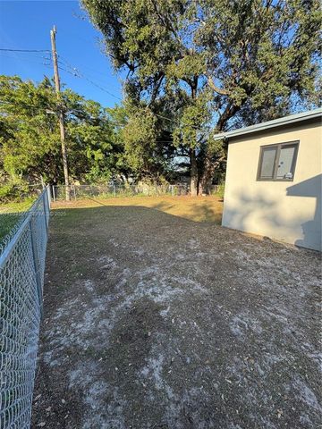 2227 NW 9th Ct, Fort Lauderdale, FL 33311