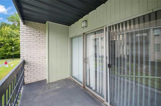 5675 Roswell Road D, Atlanta, GA 30342