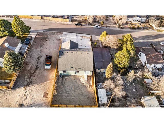 1510 Grenadillo Street St, Pueblo, CO 81001