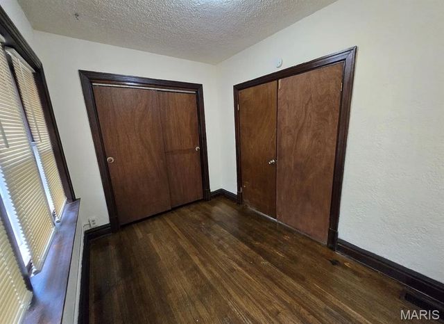 8831 May Avenue, St Louis, MO 63136