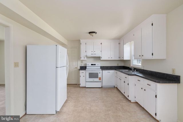 1708 SHERWOOD DR, Fredericksburg, VA 22405