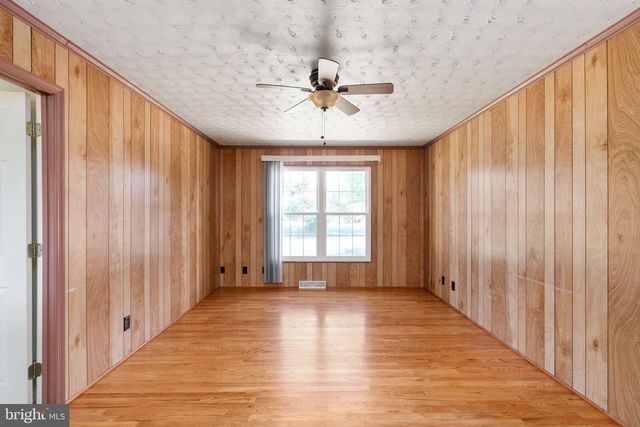 1708 SHERWOOD DR, Fredericksburg, VA 22405
