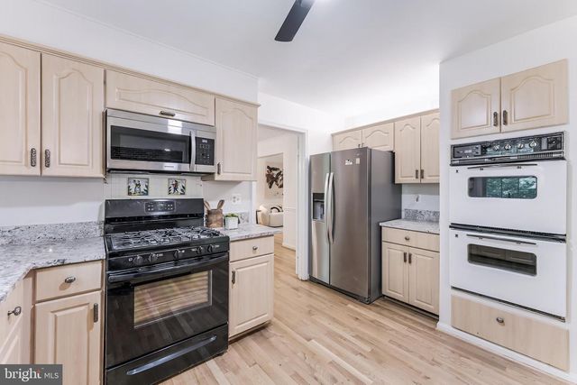 11488 BINGHAM TER, Reston, VA 20191