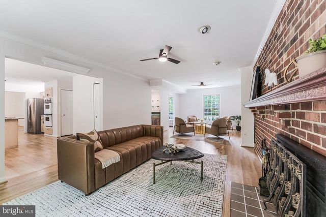 11488 BINGHAM TER, Reston, VA 20191