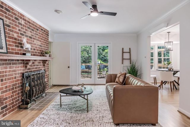 11488 BINGHAM TER, Reston, VA 20191