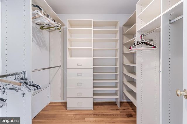 11488 BINGHAM TER, Reston, VA 20191