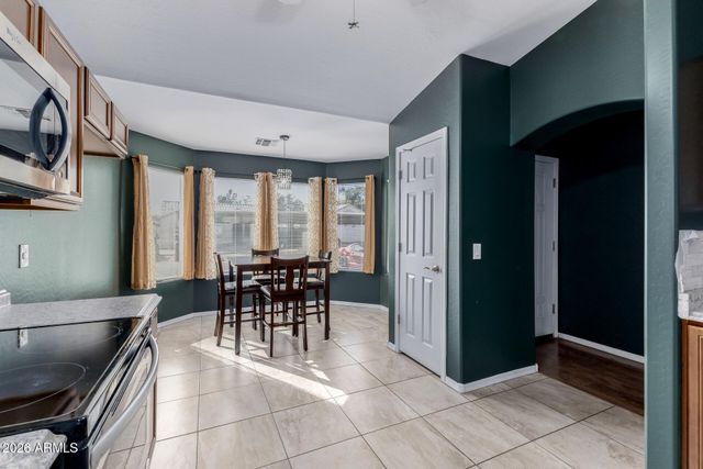 8520 W PALM Lane 1091, Phoenix, AZ 85037