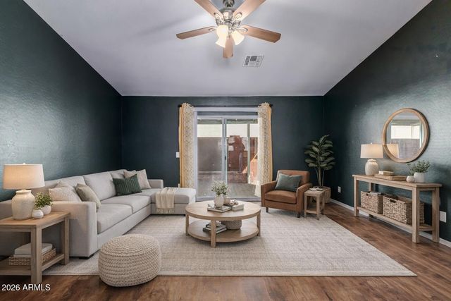 8520 W PALM Lane 1091, Phoenix, AZ 85037