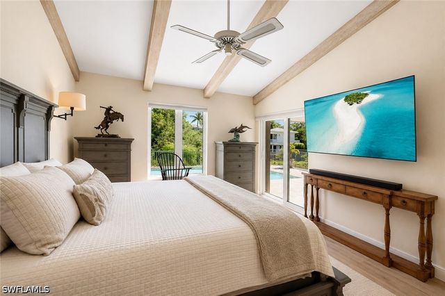 5042 Seahorse AVE, Naples, FL 34103