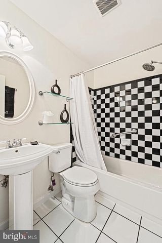 14805 MAIDSTONE CT, Centreville, VA 20120
