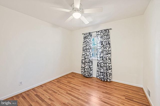 14805 MAIDSTONE CT, Centreville, VA 20120