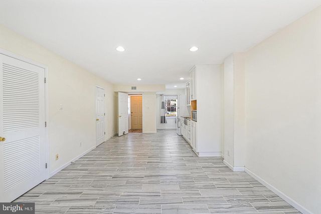 14805 MAIDSTONE CT, Centreville, VA 20120