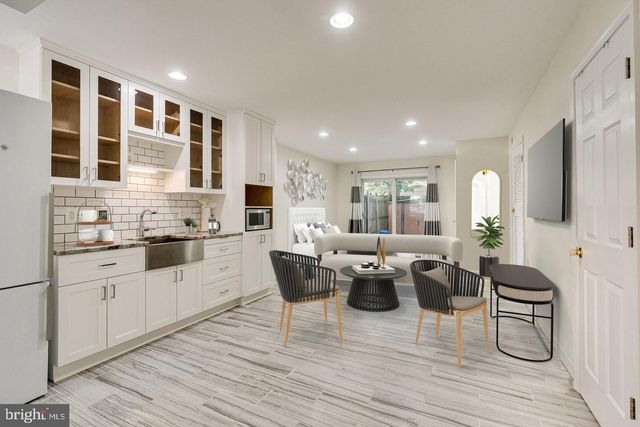 14805 MAIDSTONE CT, Centreville, VA 20120