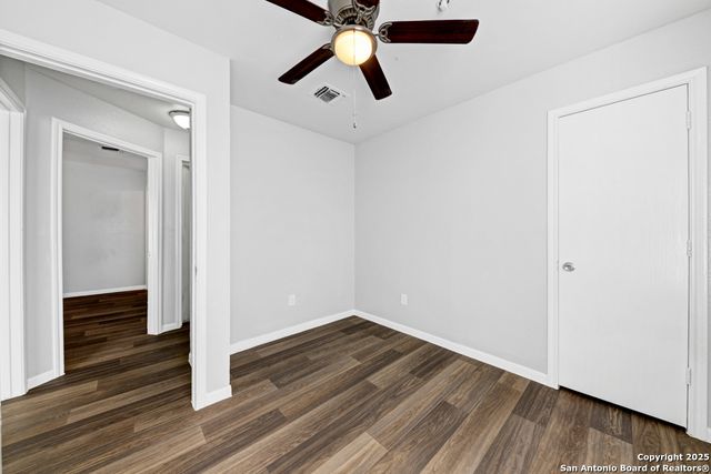 6735 Brothers, San Antonio, TX 78239