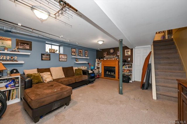 5286 73rd Street, Maspeth, NY 11378