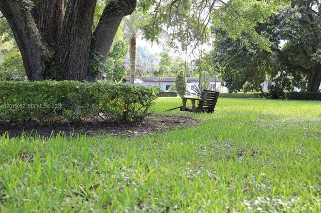 5250 SW 62nd Ave, Miami, FL 33155
