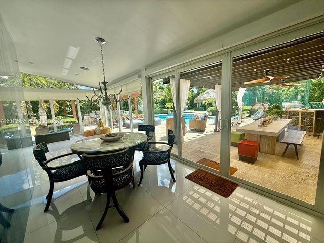5250 SW 62nd Ave, Miami, FL 33155