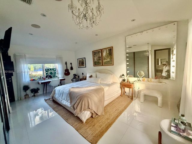 5250 SW 62nd Ave, Miami, FL 33155