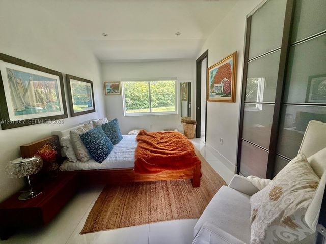 5250 SW 62nd Ave, Miami, FL 33155