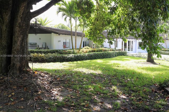 5250 SW 62nd Ave, Miami, FL 33155