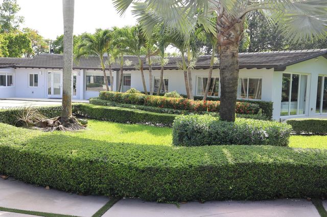 5250 SW 62nd Ave, Miami, FL 33155