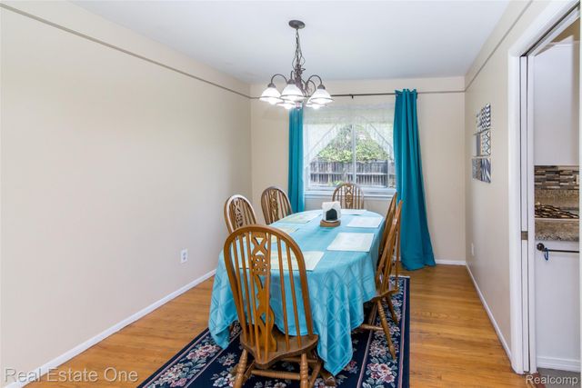30670 Woodstock Street, Southfield, MI 48076