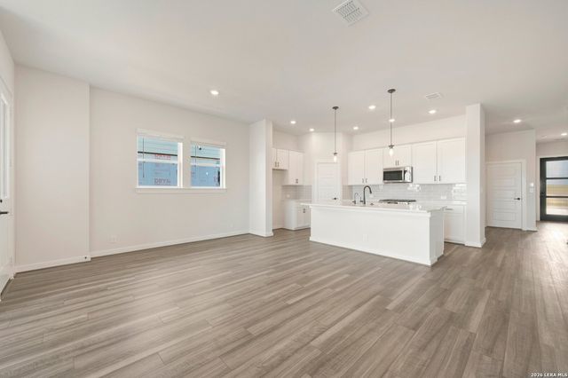 6042 EDNA PT, New Braunfels, TX 78130