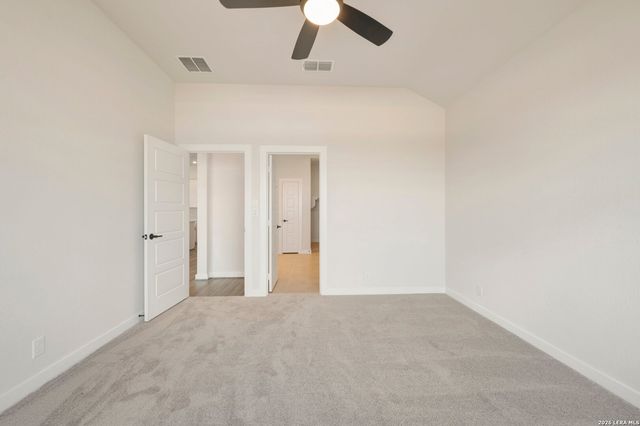 6042 EDNA PT, New Braunfels, TX 78130