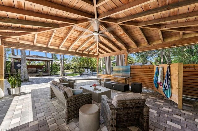 12010 Honeysuckle RD, Fort Myers, FL 33966