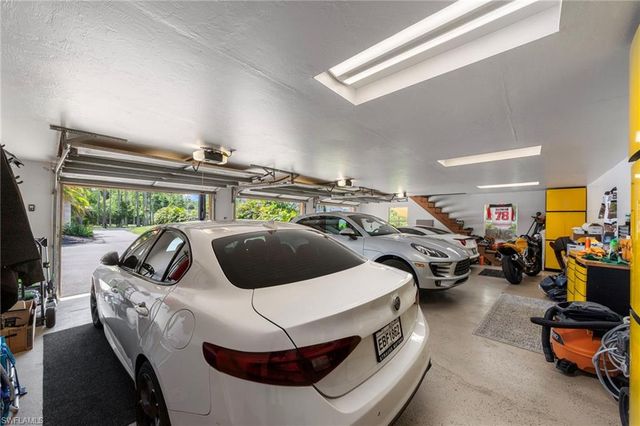 12010 Honeysuckle RD, Fort Myers, FL 33966