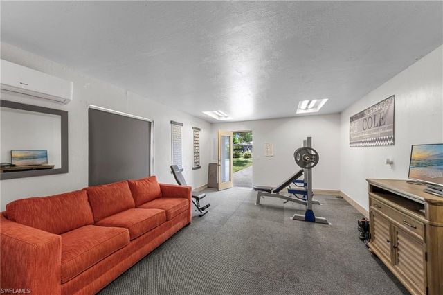 12010 Honeysuckle RD, Fort Myers, FL 33966