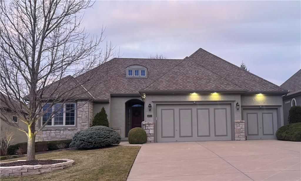 14212 Melrose Street, Overland Park, KS 66221