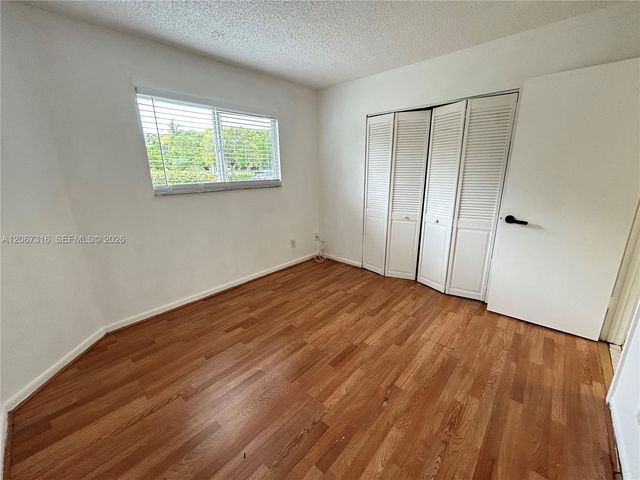 3409 NW 44th Street 106, Oakland Park, FL 33309