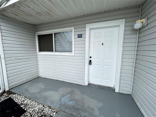 3409 NW 44th Street 106, Oakland Park, FL 33309