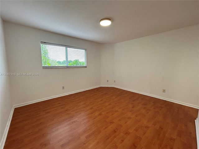3409 NW 44th Street 106, Oakland Park, FL 33309