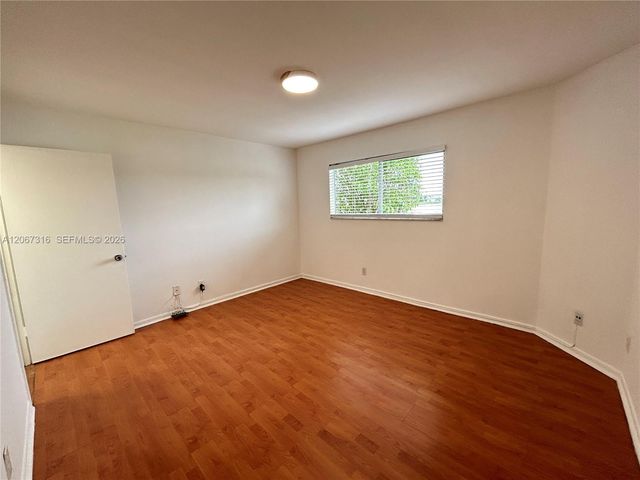 3409 NW 44th Street 106, Oakland Park, FL 33309