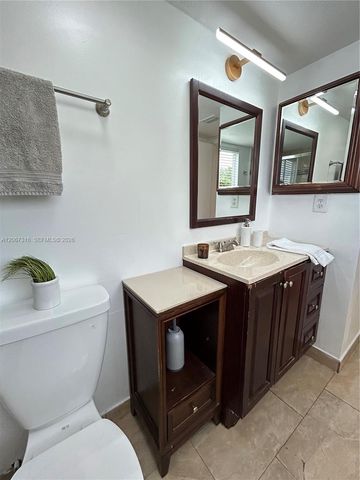 3409 NW 44th Street 106, Oakland Park, FL 33309