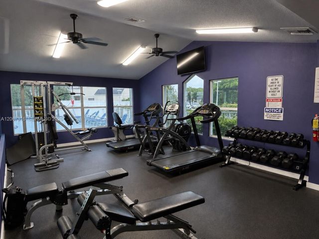 3409 NW 44th Street 106, Oakland Park, FL 33309