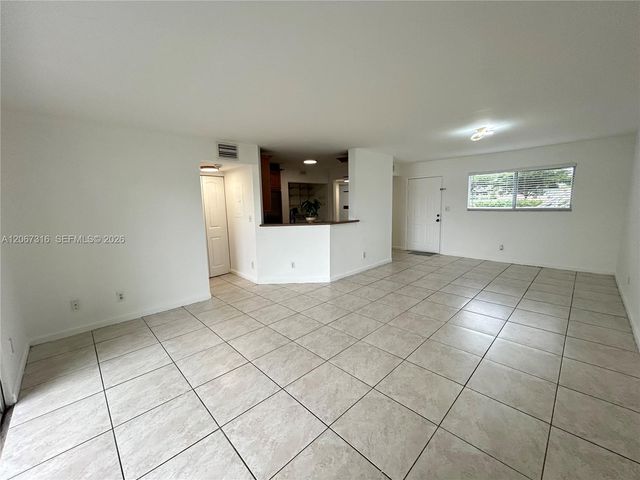 3409 NW 44th Street 106, Oakland Park, FL 33309