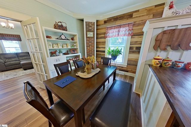 805 Buncombe Street Extension, Woodruff, SC 29388
